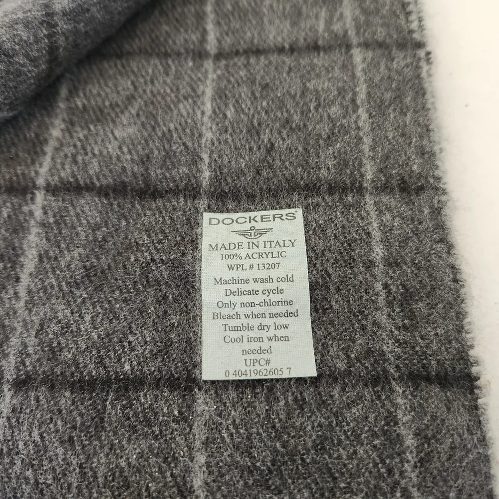 Dockers Charcoal Black Checkered Fringed Luxe Scarf ~ Made in Italy ~ NWT